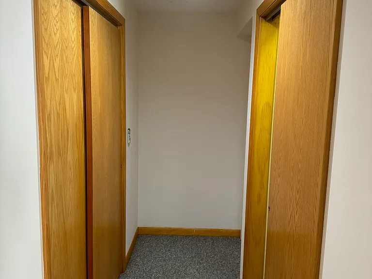 7S485 Lynn Dr — Photo 20