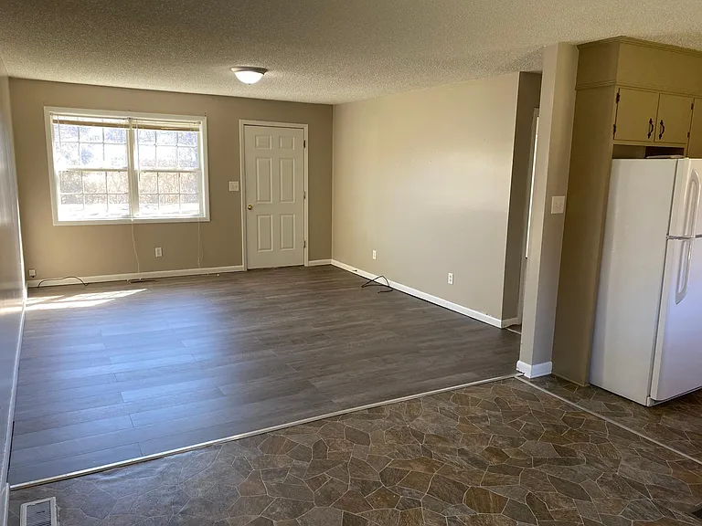 217 County Road 421 — Photo 4