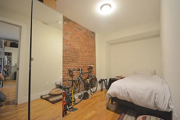 Rented by Corcoran | media 22