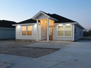 47 Gilberto St, Del Rio, TX 78840