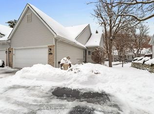 9569 Juniper St NW, Coon Rapids, MN 55433