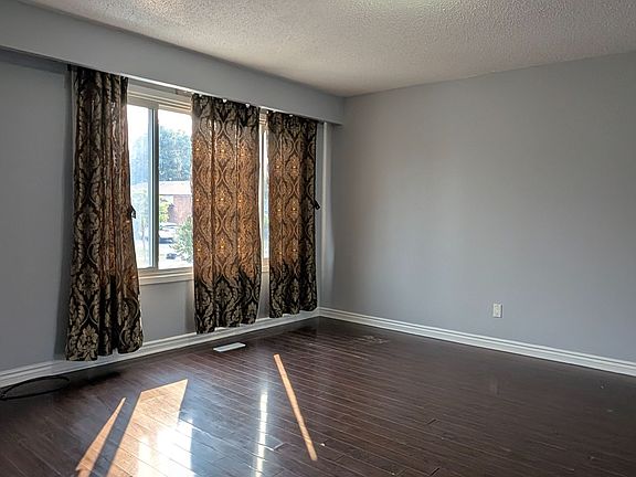 3rd image of 48 Merton Rd