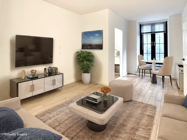 4 Park Avenue image 1 of 13