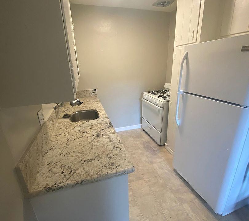 1st image of 2428 India St