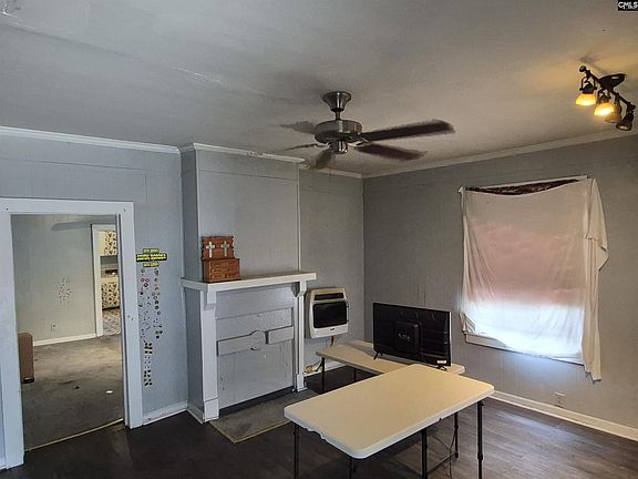 3rd image of 2337 Pendleton St