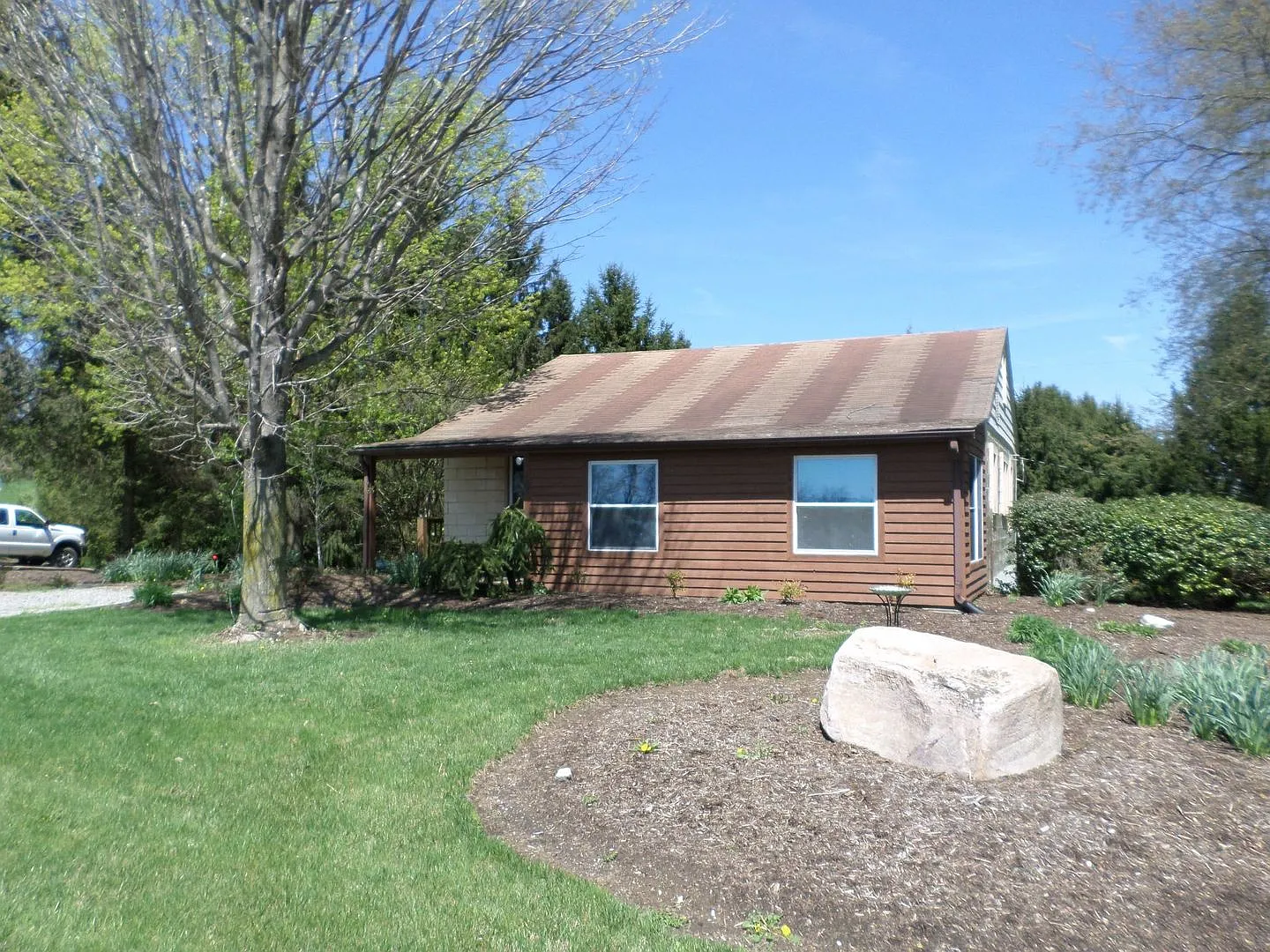 3 Bedroom 1 Bath House — Photo 2