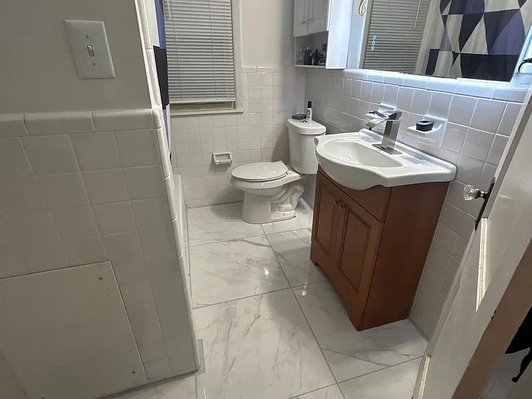 511 E Woodland St — Photo 4