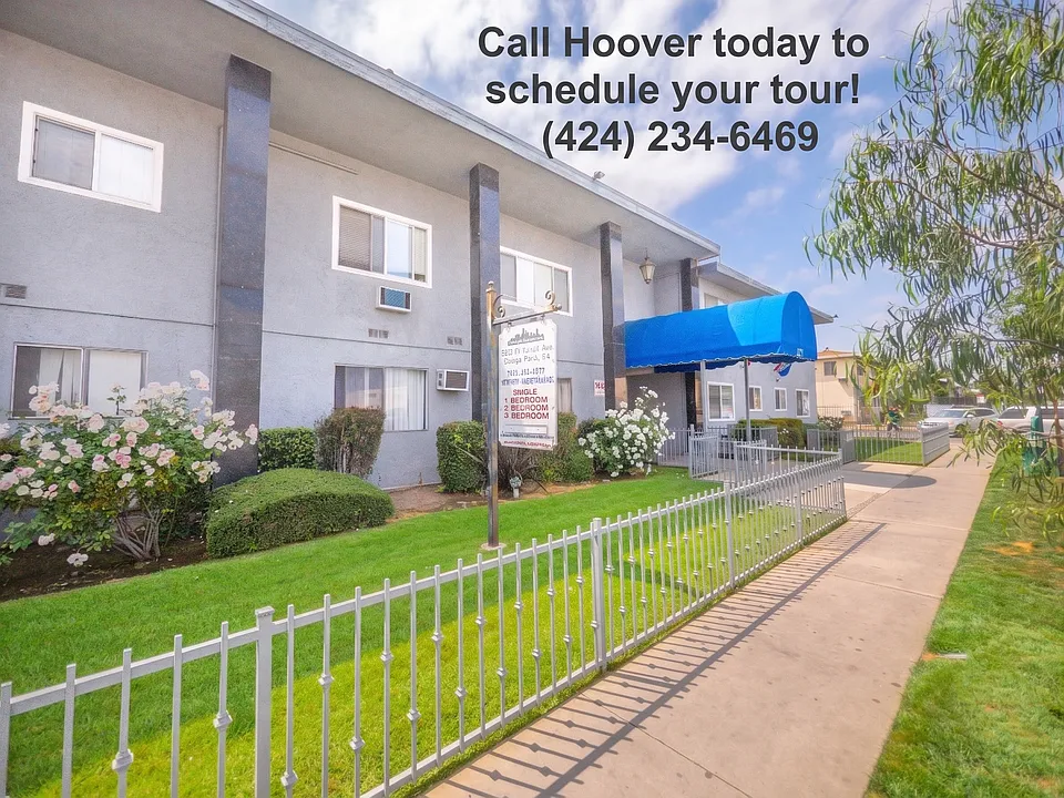 7253-57 Variel Ave