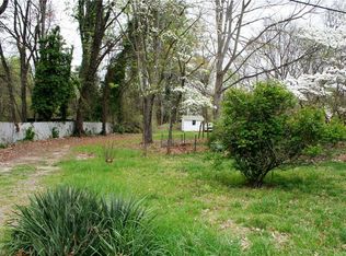 728 Prince Rd, Greensboro, NC 27455