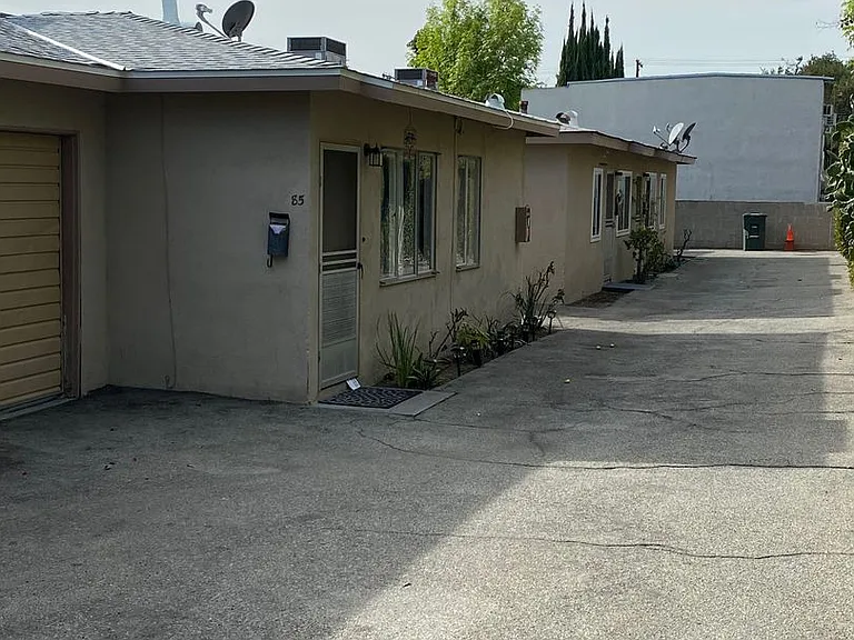 85 N Craig Ave — Photo 19