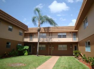 340 Flanders Way #H, Delray Beach, FL 33484