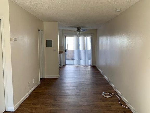 3rd image of 20810 Arline Ave #098zhfxfx