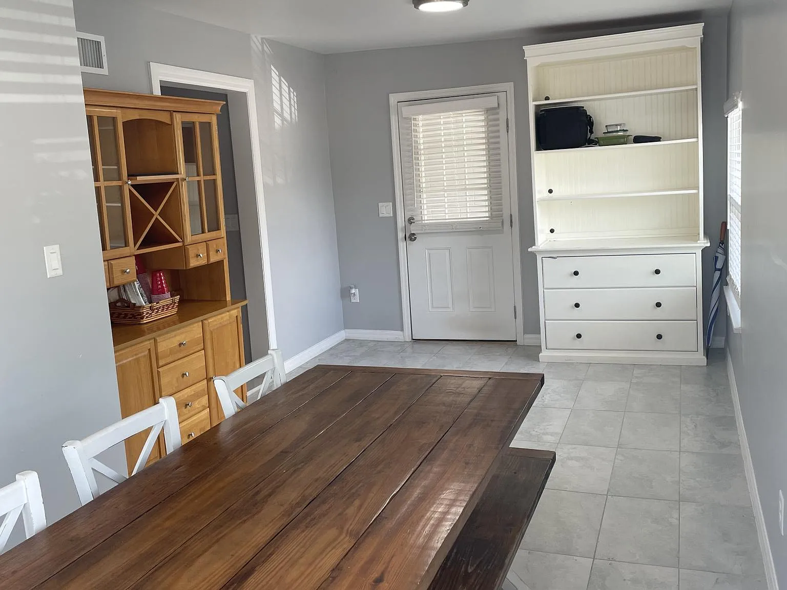 706 E Orange Ave — Photo 4