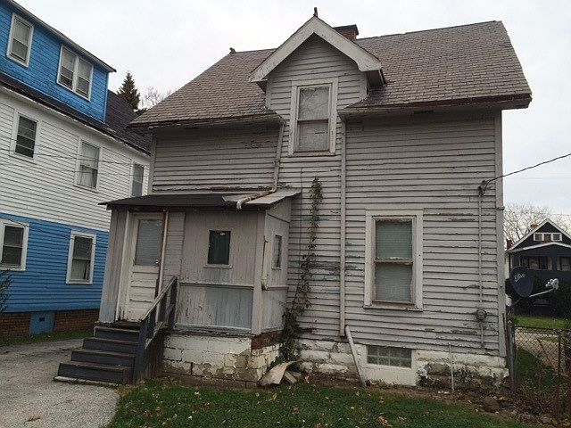 2nd image of 3388 E 121st St