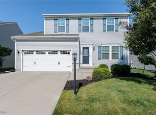 9071 Stonegate Cir, North Ridgeville, OH 44039