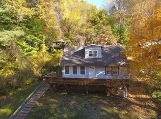 297 Manor Rd, Southbury, CT 06488