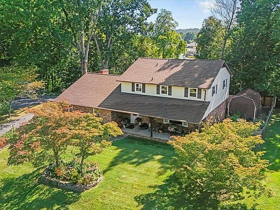 2nd image of 1019 Grace Dr
