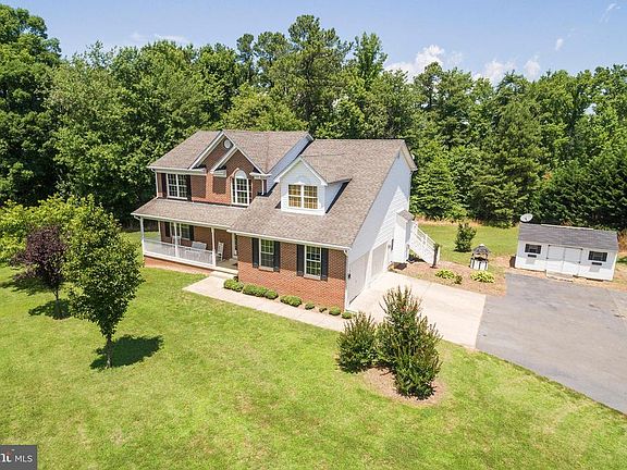 2nd image of 47940 Fordwick Way