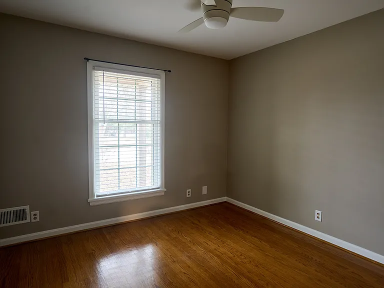 2432 Merriwood Dr — Photo 9
