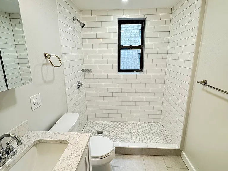 1462 Commonwealth Ave #2R — Photo 25