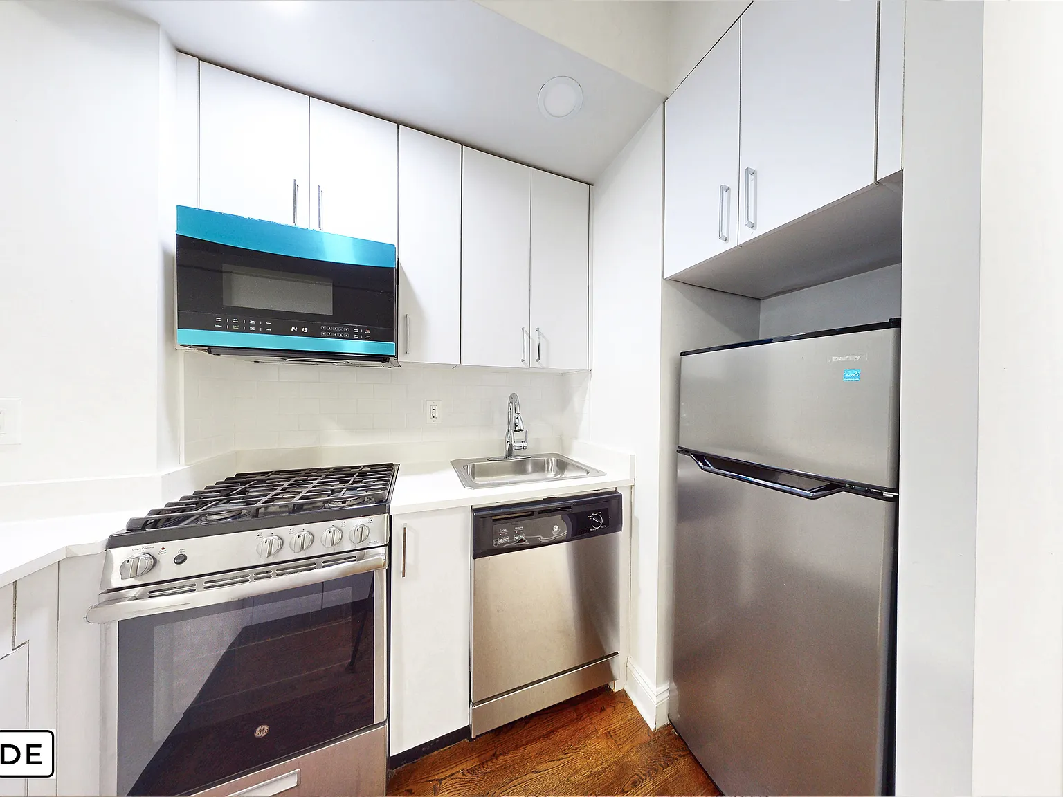 140 East 46th Street — Photo 3
