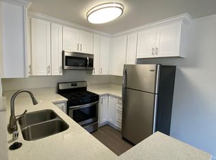 15022 Vanowen St #104, Van Nuys, CA 91405