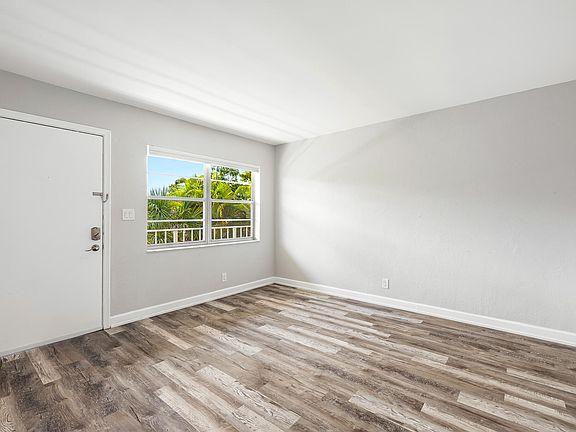 3rd image of 5162 NE 6th Avenue #317