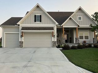 20779 W 116th St, Olathe, KS 66061