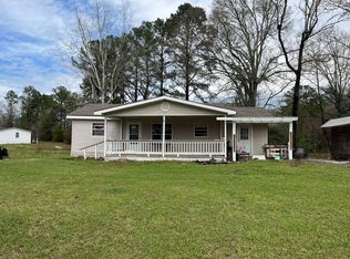 1425 Lake Victor Rd, Westville, FL 32464