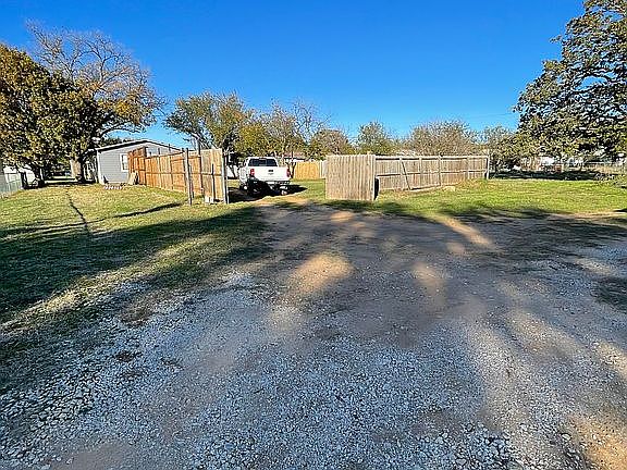 Alley View - Rear Parking