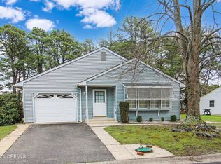 4 Medford Rd, Manchester Township, NJ 08759