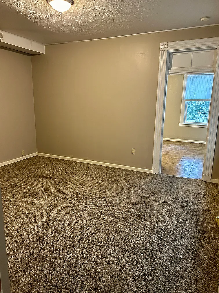 1 bed, 720 sqft, $1,200 — Photo 4