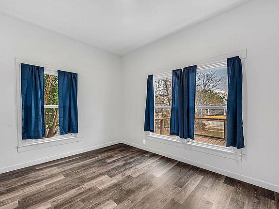 5th image of 2627 Sanger Ave #1