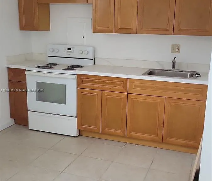 1406 NW 2nd Ave #2 — Photo 3