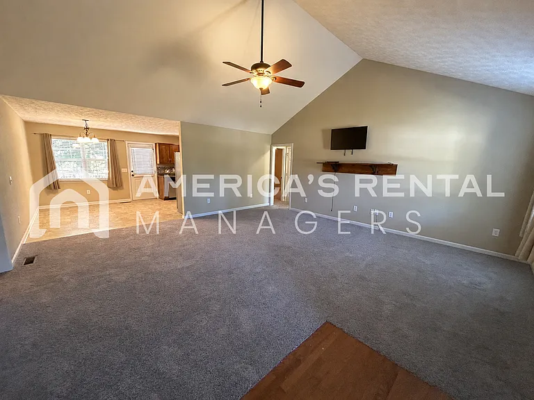 67 Wilson Way — Photo 4