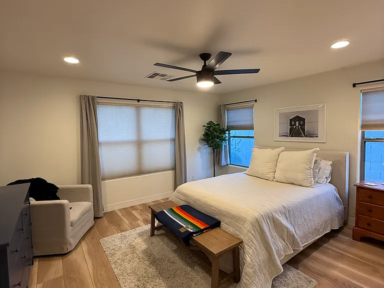 3328 W Belle Ave — Photo 8