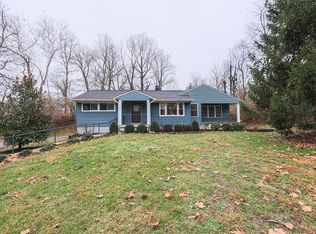 447 Loveland Miamiville Rd, Loveland, OH 45140