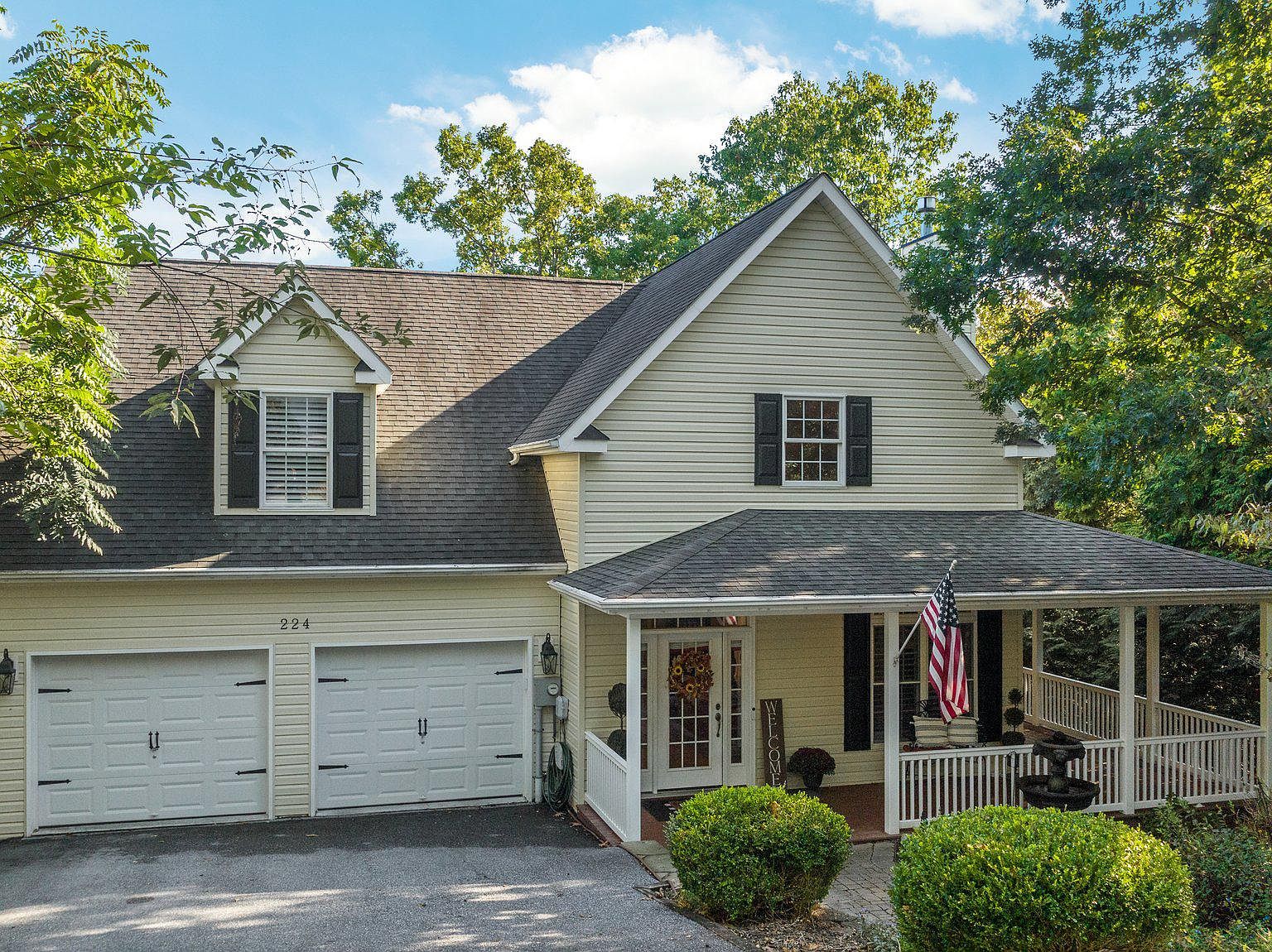 224 Greenbriar Cir, Cross Junction, VA 22625 Zillow