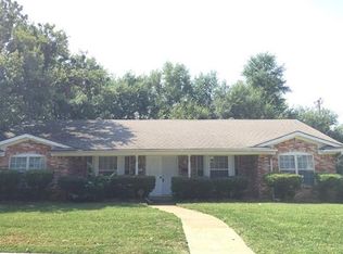 7108 Ellis Rd, Fort Worth, TX 76112