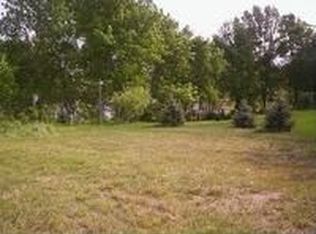 639 Meadow Ln, Albert Lea, MN 56007