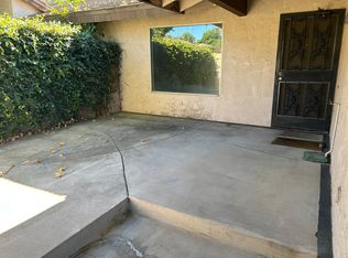 2730 Persimmon Pl, Riverside, CA 92506