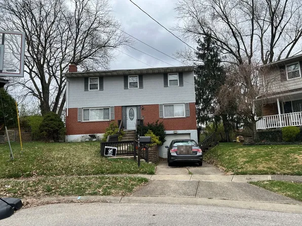 5453 Starcrest Dr, Cincinnati, OH 45238