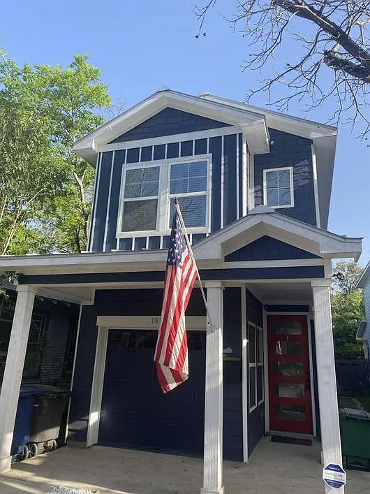 151 Claremont Ave — Photo 3