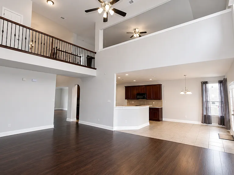 3500 Delaney Dr — Photo 6