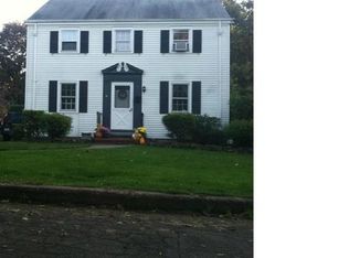 46 Jaenicke Ln, Hamden, CT 06517