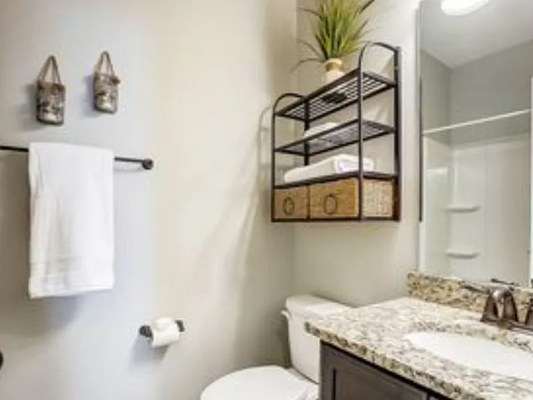 1476 Overlea Pl NW — Photo 8