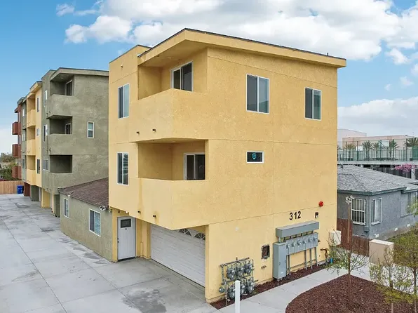 Rodessia, 312 S 49th St #F, San Diego, CA 92113