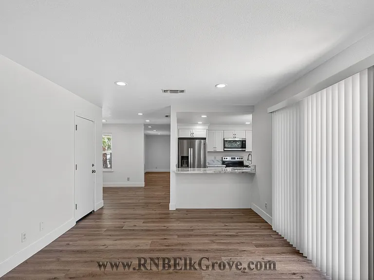6844 Sandrock Way — Photo 21