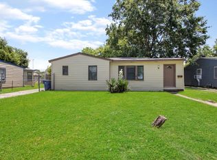 1202 13th St N, Texas City, TX 77590