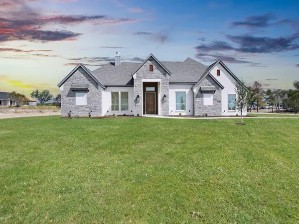 805 Wind River Pass, Azle, TX 76020